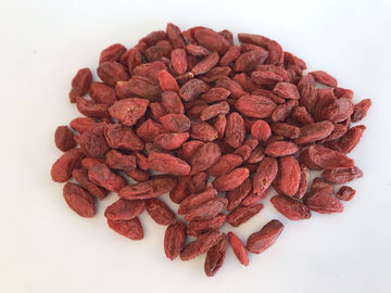 Matéria prima vermelha dos petiscos dos frutos secos da baga de Goji, OEM desidratado dos petiscos do fruto disponível