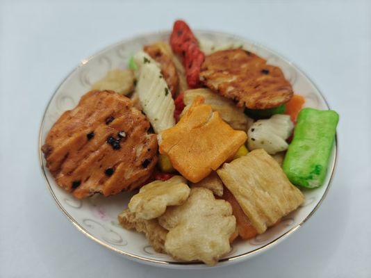 Crackers de Arroz Misturados com Sabores Personalizados Embalagem a Granel com Ingredientes de Óleo