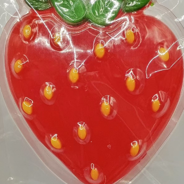 Brinquedos com sabor a frutas envoltos individualmente com formas gigantes e novas