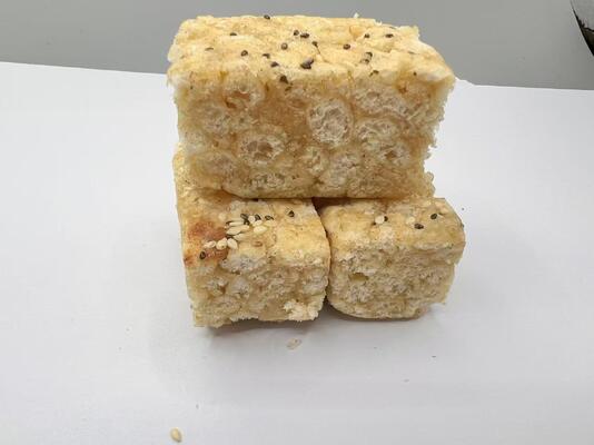 Saqima Pastelaria Tradicional Chinês Mel Snack Leve Crispão Sem Sabores Artificiais Bom para o Baço e Estômago