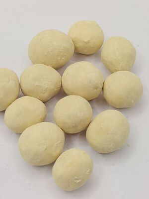 Feijões de soja com revestimento cremoso e sabor rico em leite e textura crocante - aperitivos perfeitos de feijão de soja