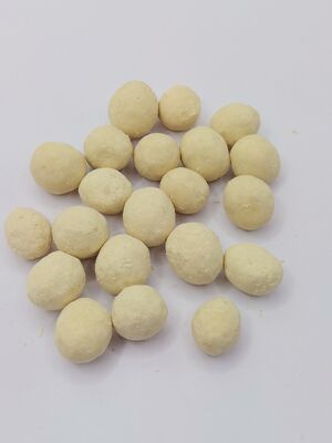 Feijões de soja com revestimento cremoso e sabor rico em leite e textura crocante - aperitivos perfeitos de feijão de soja