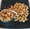 O sésamo friável do OEM revestiu petiscos Roasted dos cajus nenhuma cor de alimento Fried Nut crocante saudável