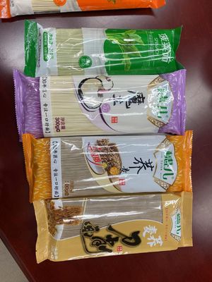 Macarronetes Konjac de cozimento rápidos saudáveis BRC dos espinafres do trigo mourisco do vegetariano habilitados