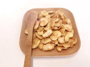 Gosto friável salgado fritado do alimento de petisco das favas com certificado médico